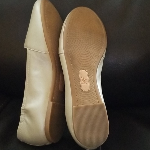 Látigo womens  flat & loafers shoes size 7M - Picture 9 of 12